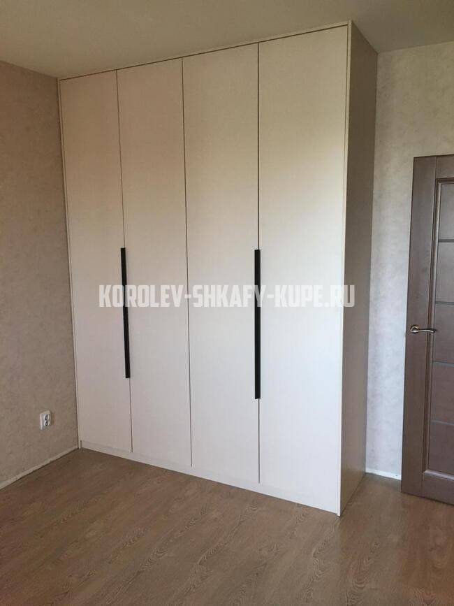 Распашные шкафы Королёв